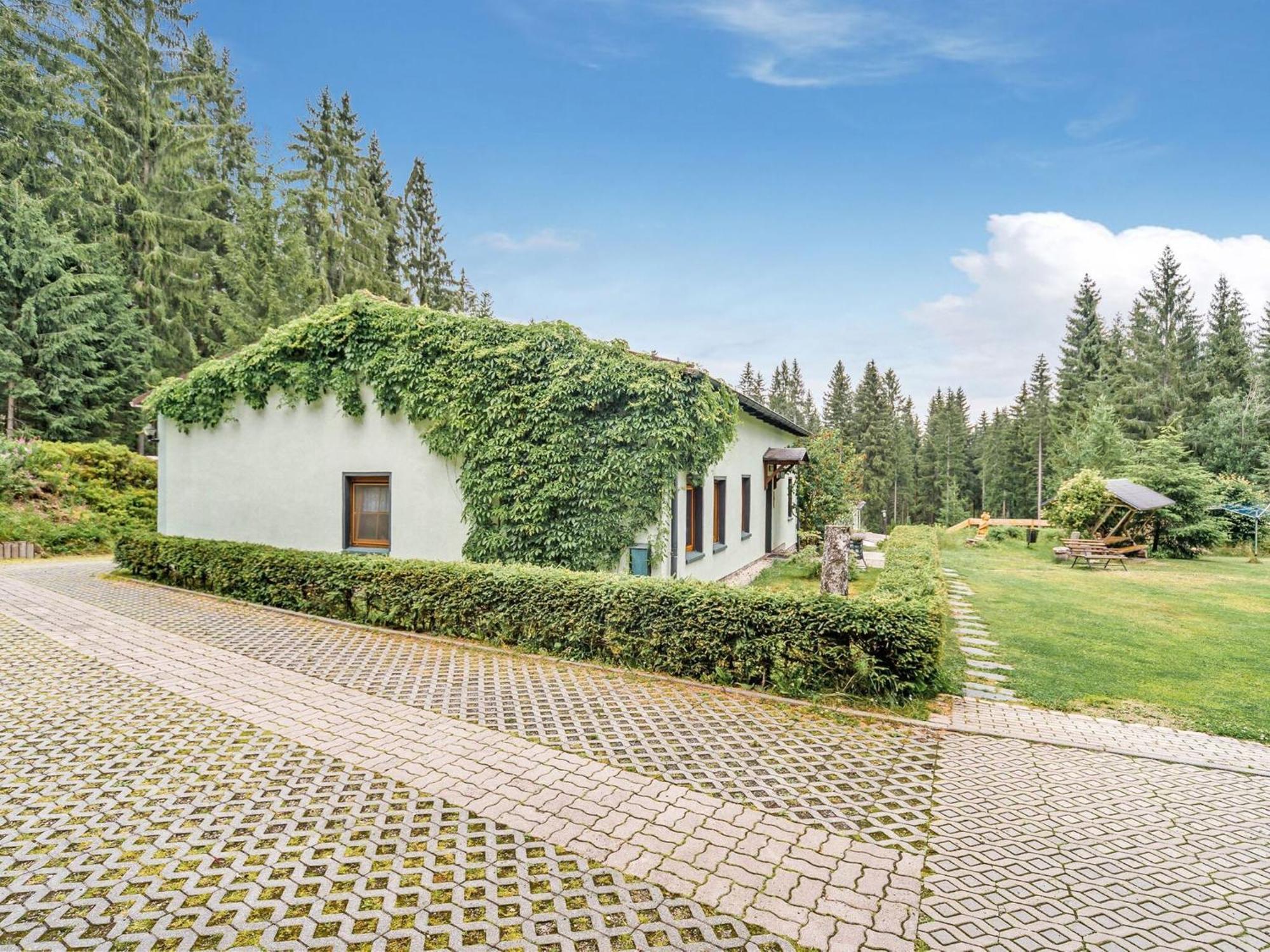 Holiday Home With Shared Pool In J Gersgr N Bad Reiboldsgrün Exterior foto